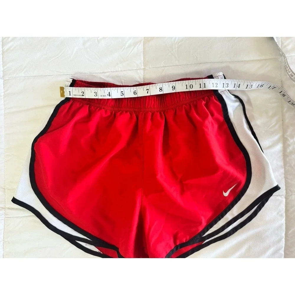 Nike Dri-Fit Women's Running Shorts Size Medium Lined Red, Small Flaw, 3